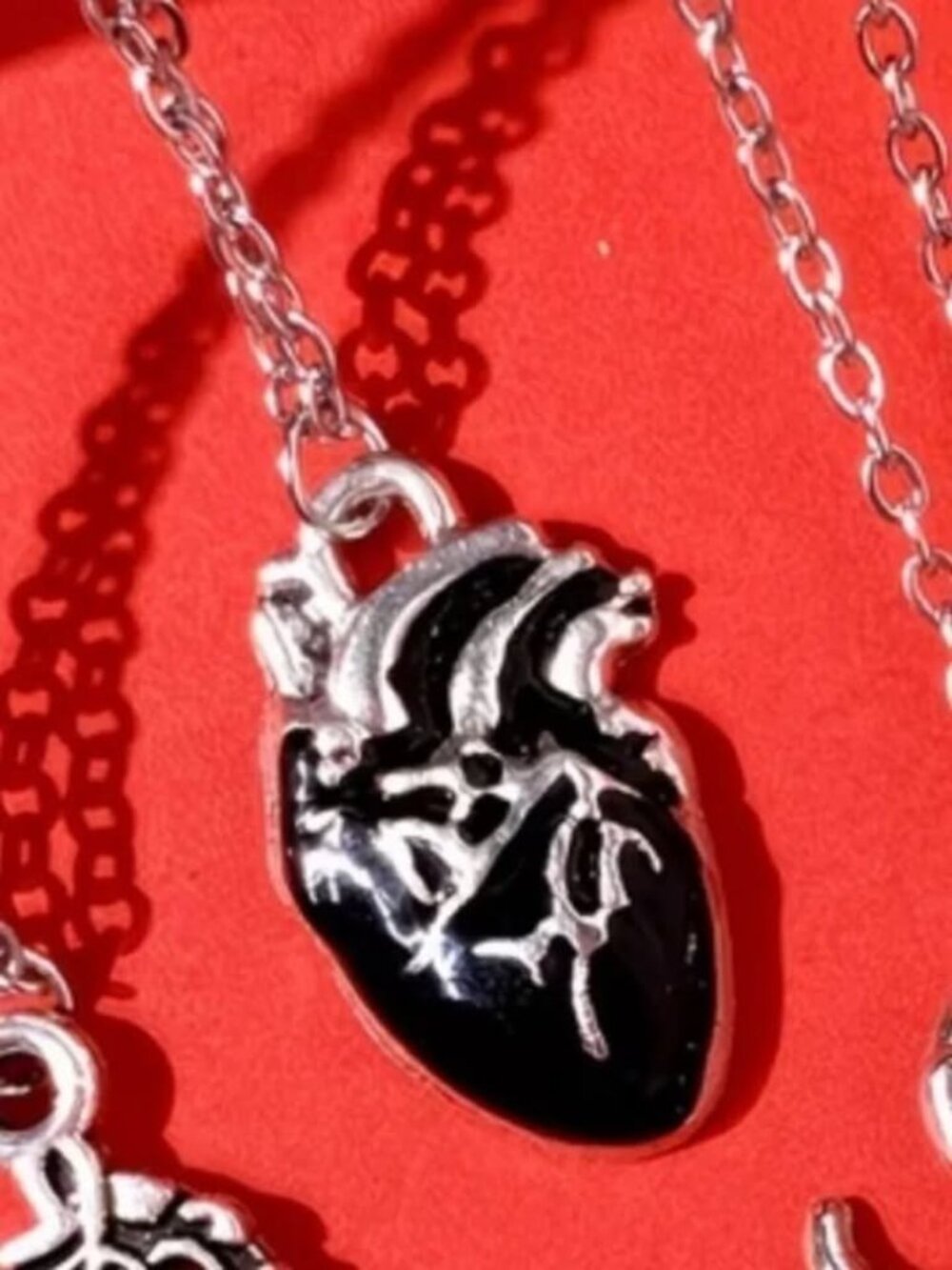 ⭐️ Anatomical Heart Necklace - Black & Silver Colour